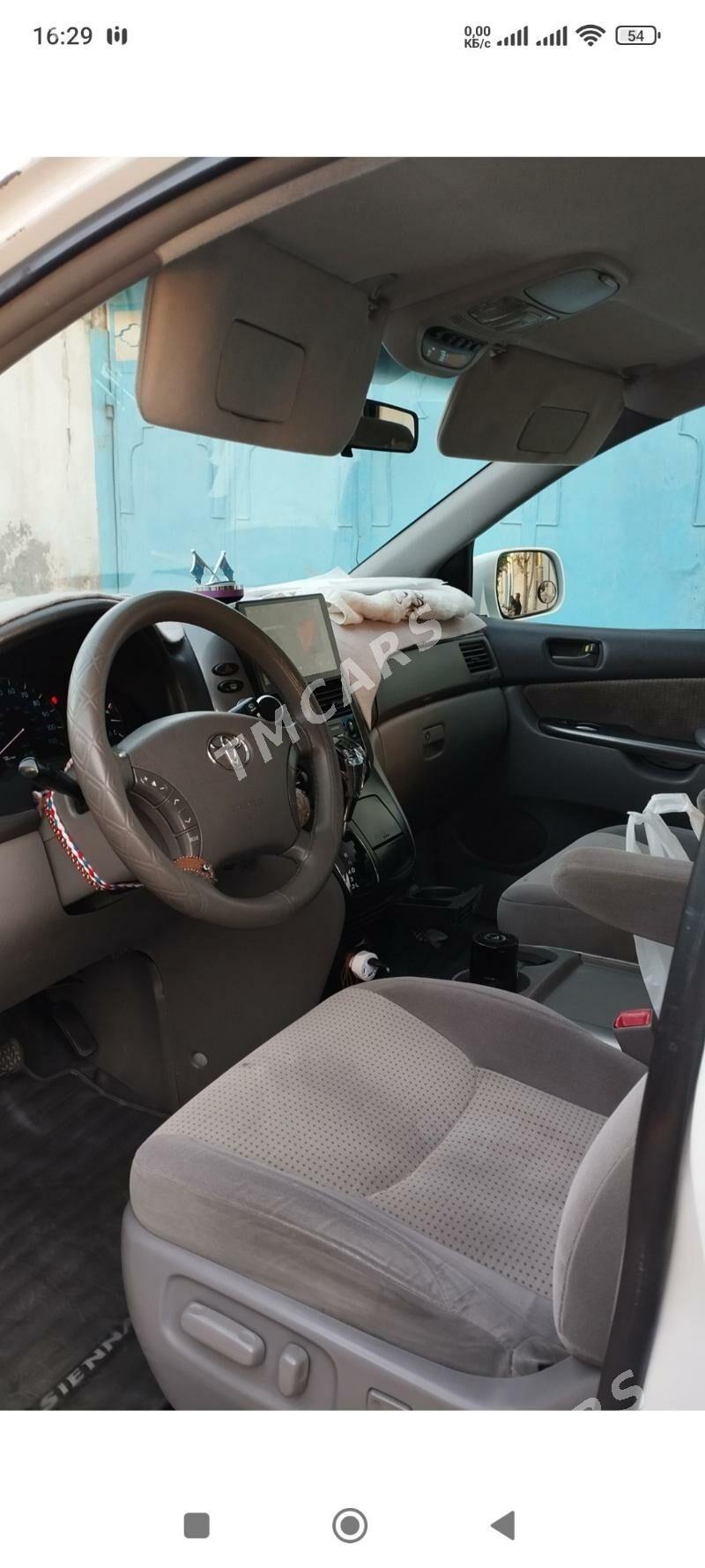 Toyota Sienna 2009 - 230 000 TMT - Ашхабад - img 3
