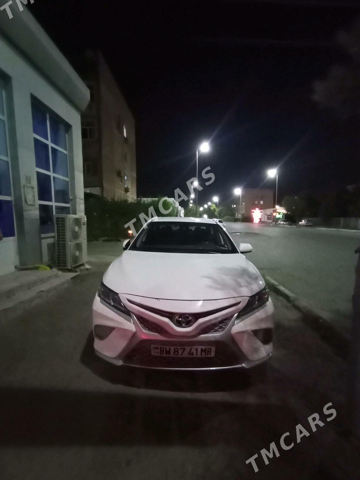 Toyota Camry 2019 - 245 000 TMT - Мары - img 4