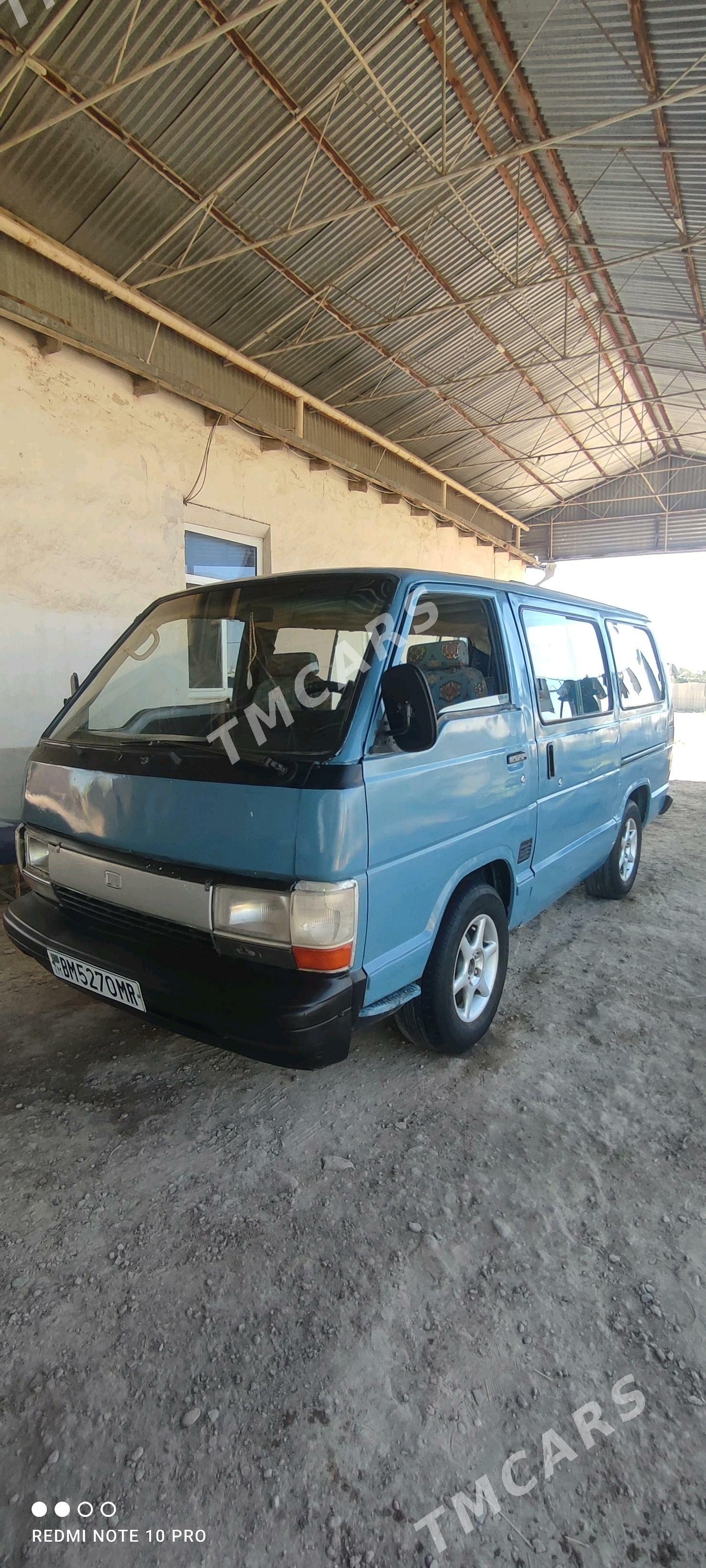 Toyota Hiace 1989 - 30 000 TMT - Murgap - img 3