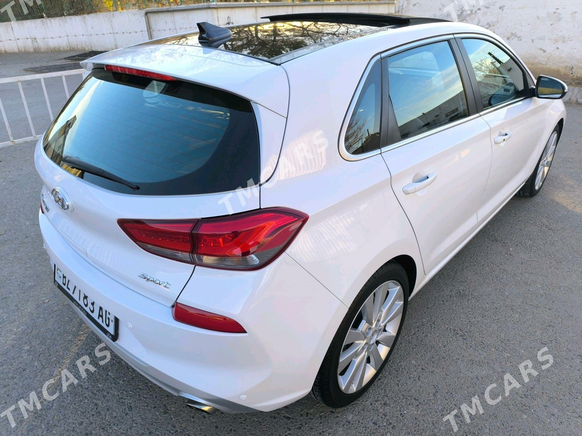 Hyundai Elantra GT 2017 - 250 000 TMT - Ашхабад - img 6