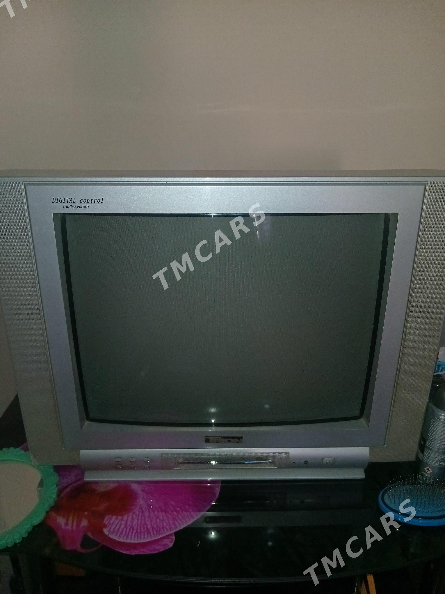 telewizor - Дянев - img 2