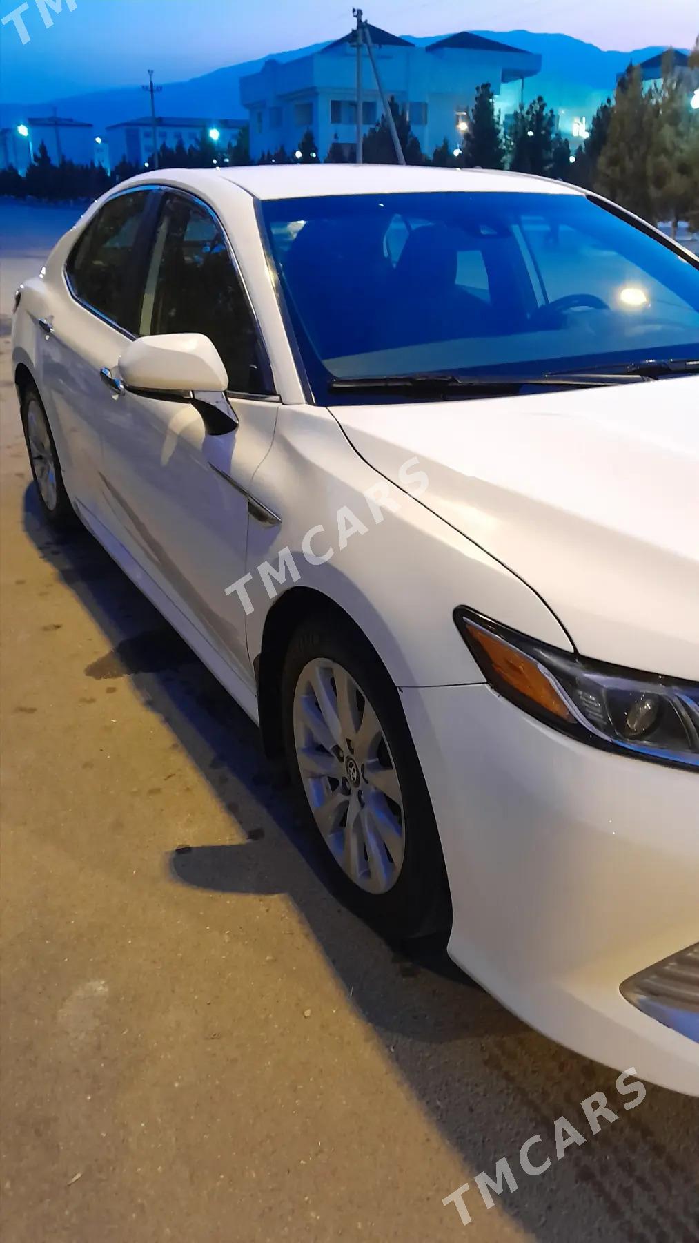 Toyota Camry 2019 - 260 000 TMT - Бузмеин ГРЭС - img 3
