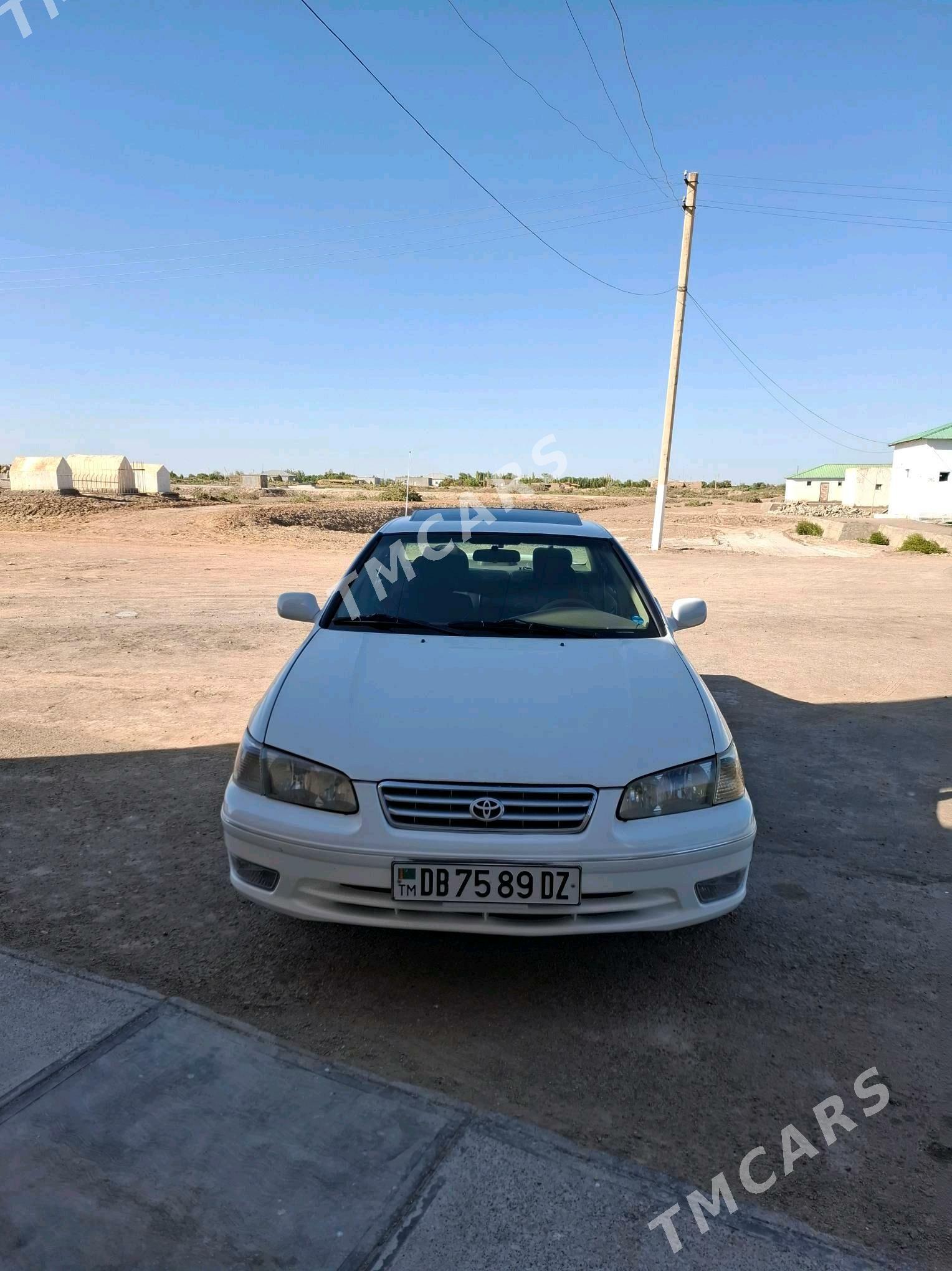 Toyota Camry 1998 - 140 000 TMT - Гороглы (Тагта) - img 3