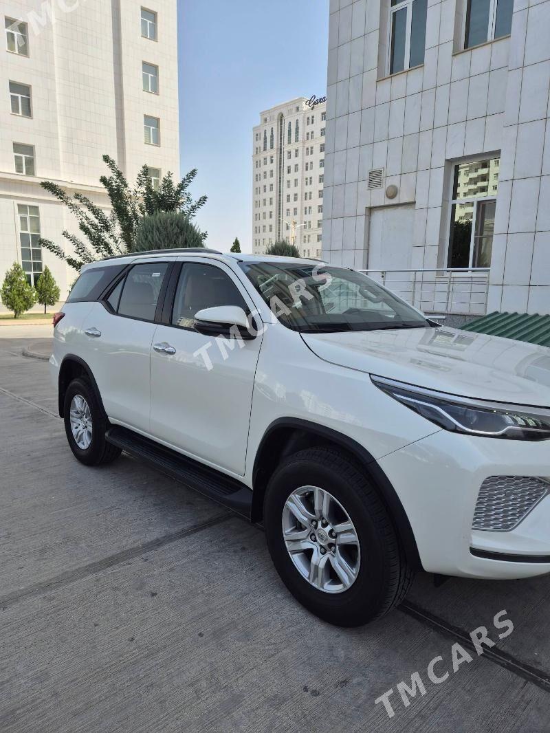 Toyota Fortuner 2021 - 560 000 TMT - 14-nji tapgyr (Sowhozny köç) - img 3