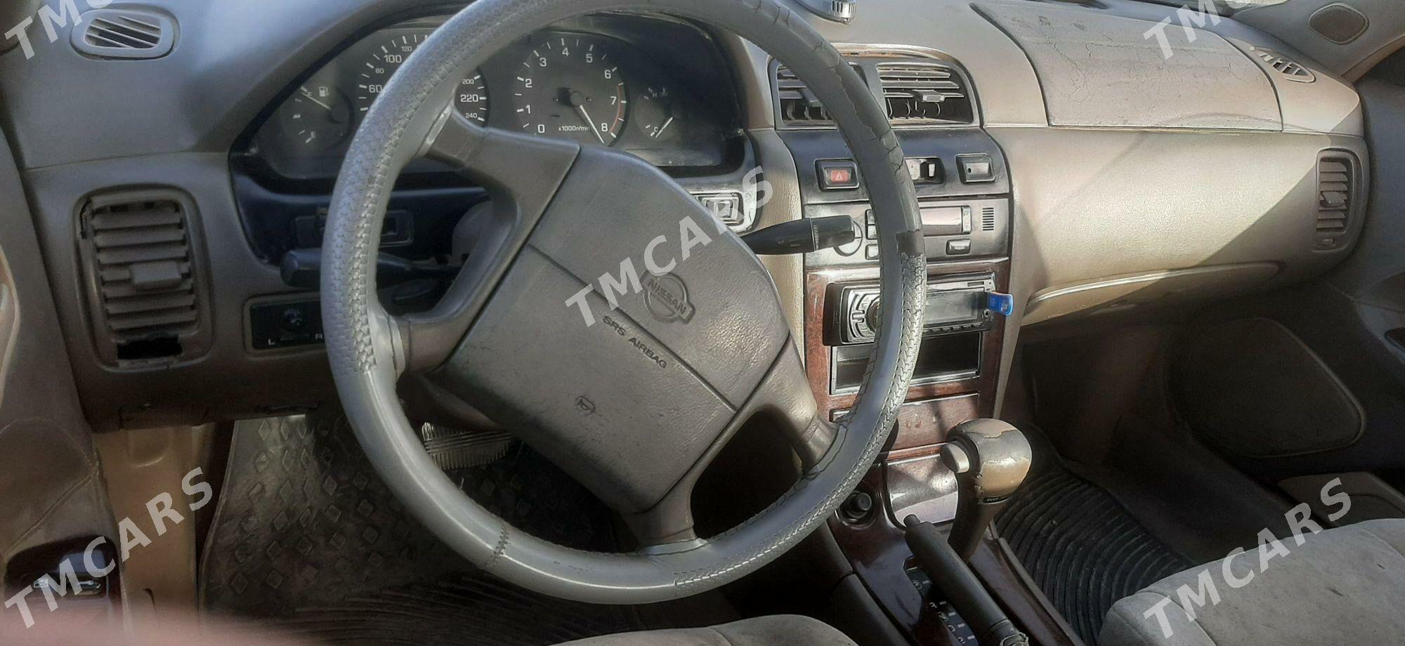 Nissan Maxima 1997 - 64 000 TMT - Bäherden - img 5