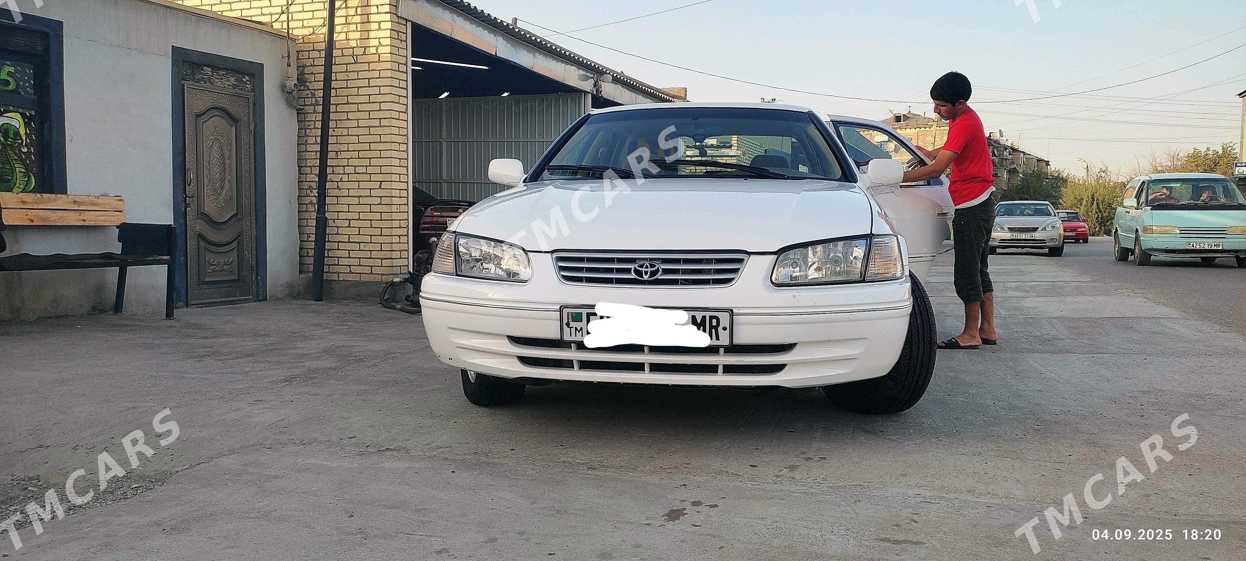 Toyota Camry 1998 - 117 000 TMT - Мары - img 6