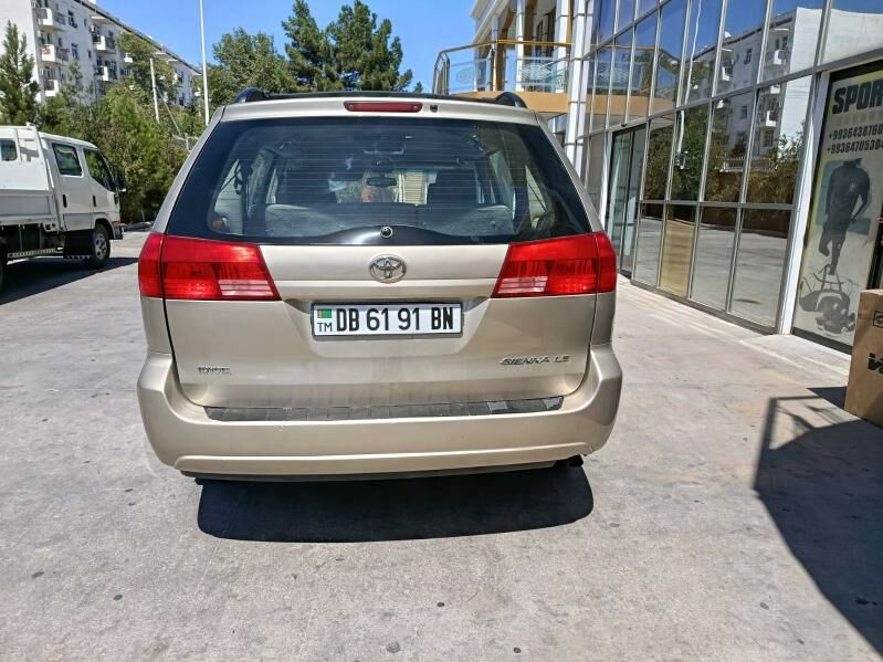Toyota Sienna 2004 - 230 000 TMT - Türkmenbaşy - img 9