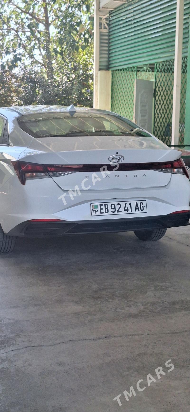 Hyundai Elantra 2021 - 246 000 TMT - Бузмеин - img 4
