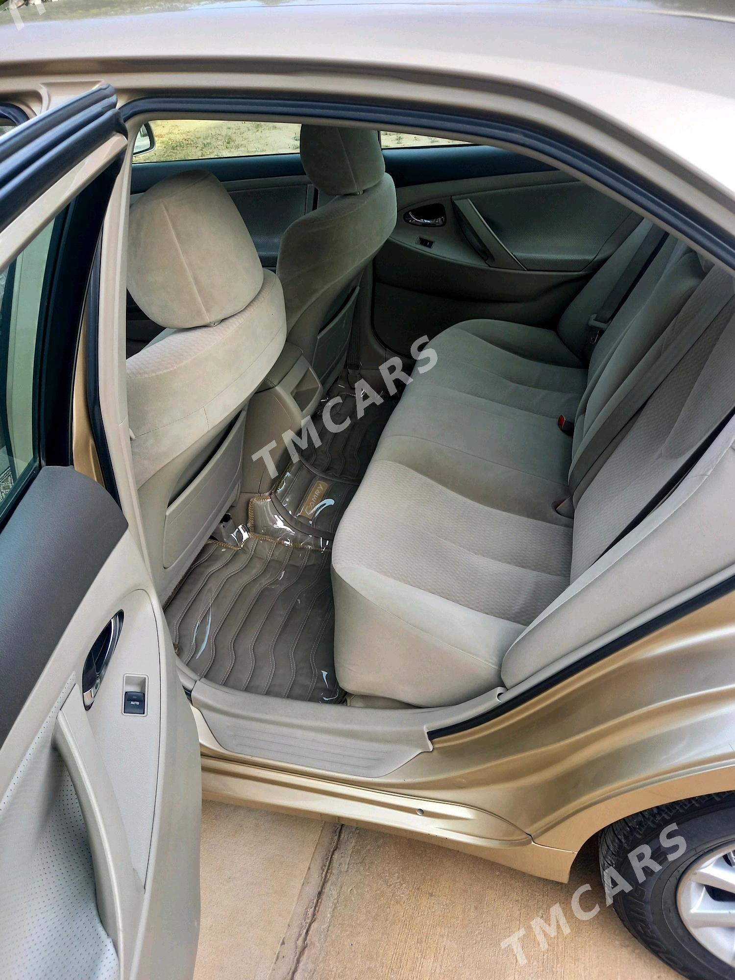 Toyota Camry 2010 - 185 000 TMT - Balkanabat - img 3