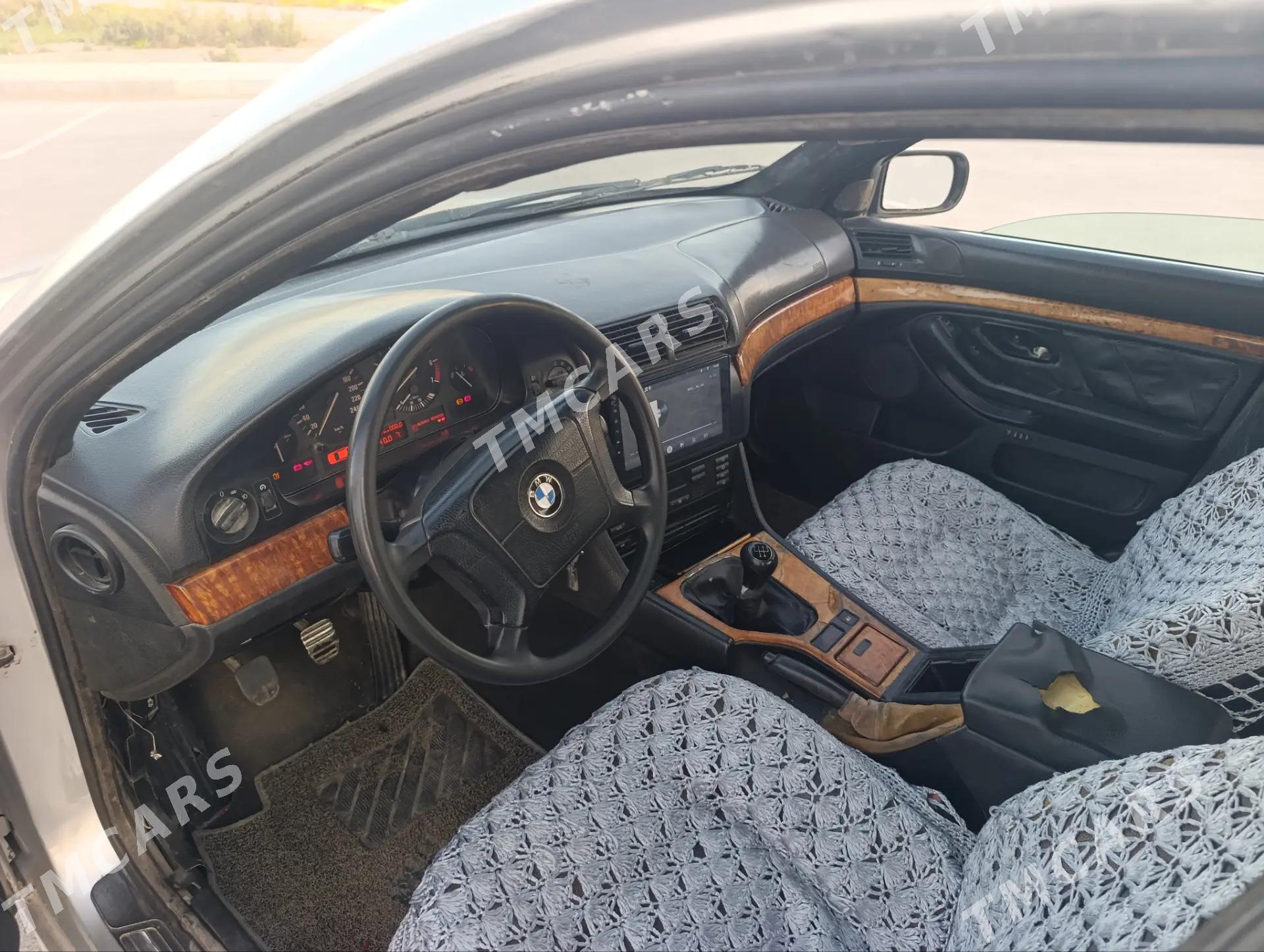 BMW E39 1999 - 70 000 TMT - Туркменабат - img 5
