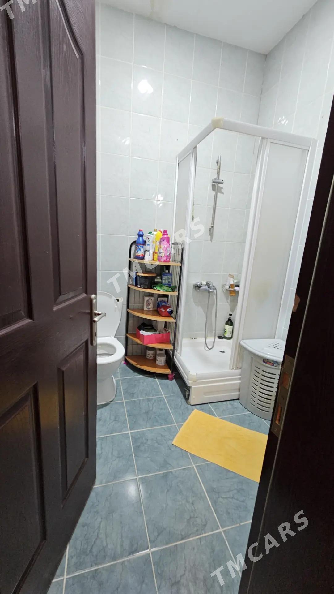Sowetski 9 etaź 3 kom 150m2 - Ашхабад - img 6