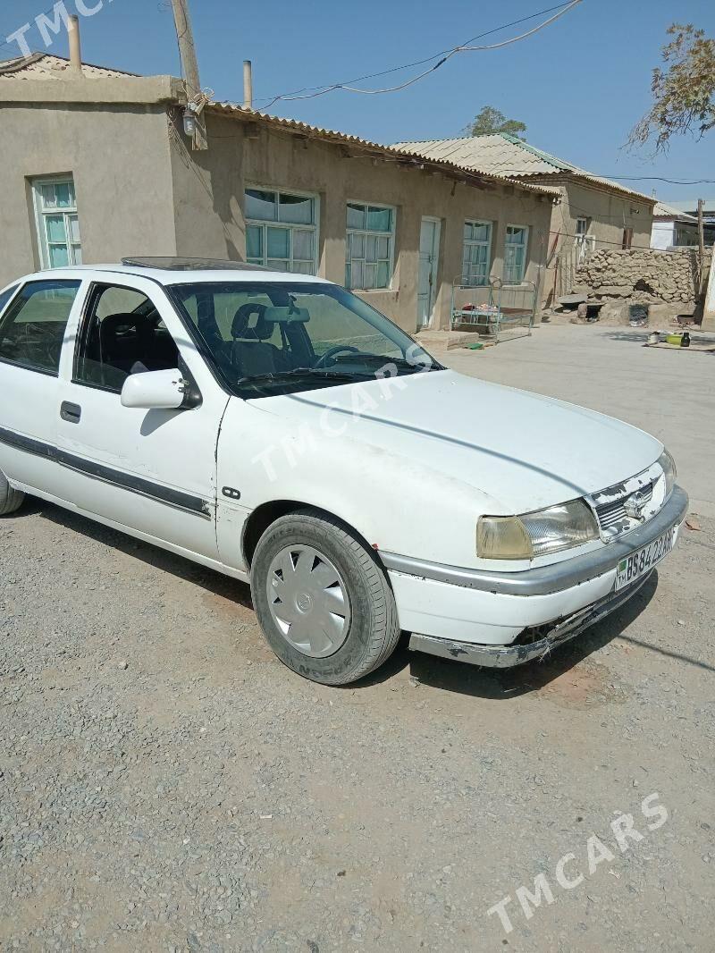 Opel Vectra 1993 - 25 000 TMT - Bäherden - img 8