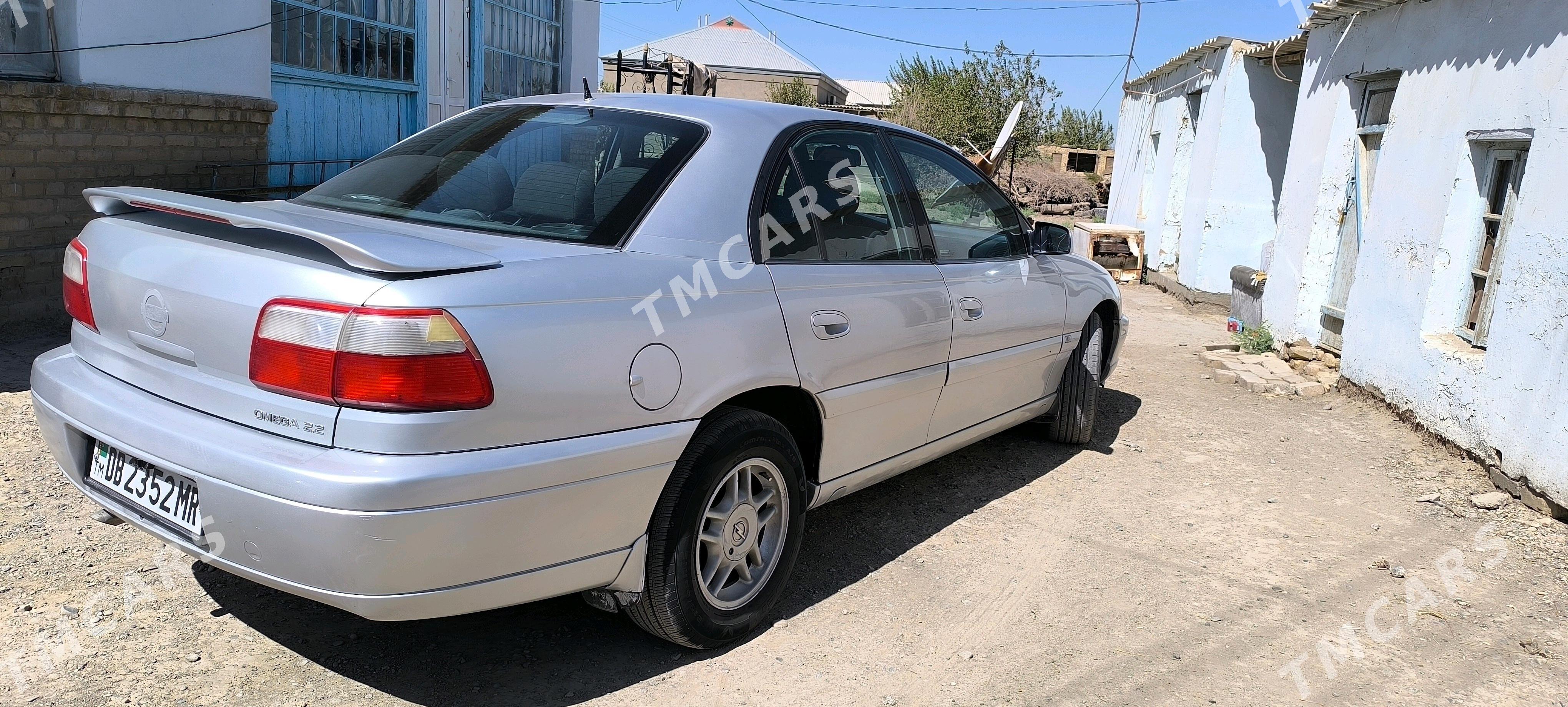 Opel Omega 2002 - 90 000 TMT - Murgap - img 3