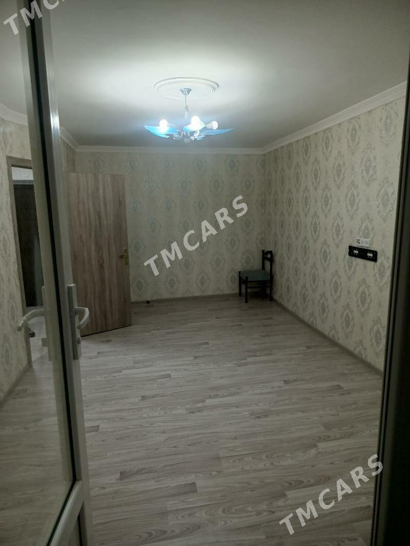 10мкр. 2этаж 1в2ком 40м2 - 10 mkr - img 2