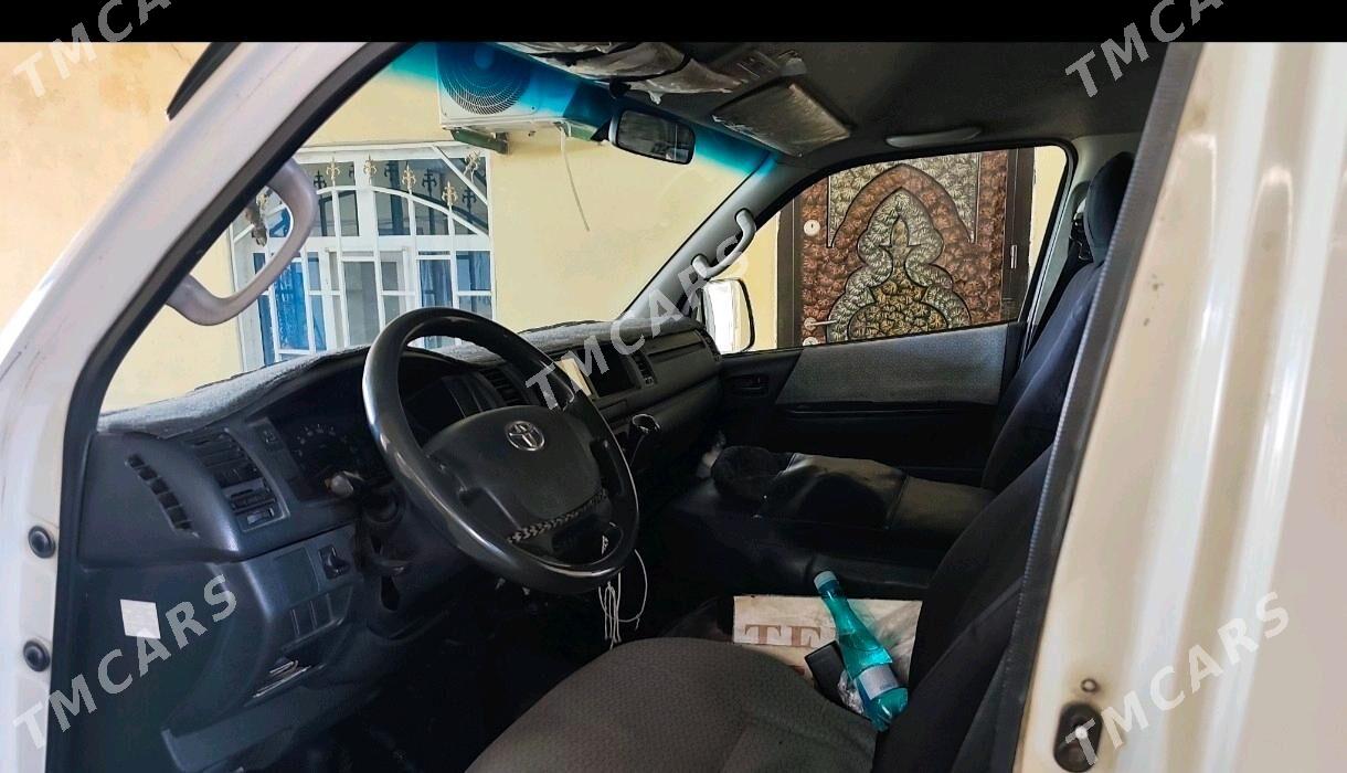 Toyota Hiace 2015 - 350 000 TMT - Ашхабад - img 7