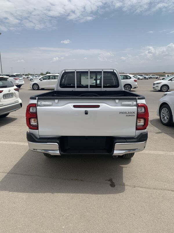 Toyota Hilux 2025 - 687 000 TMT - Aşgabat - img 7