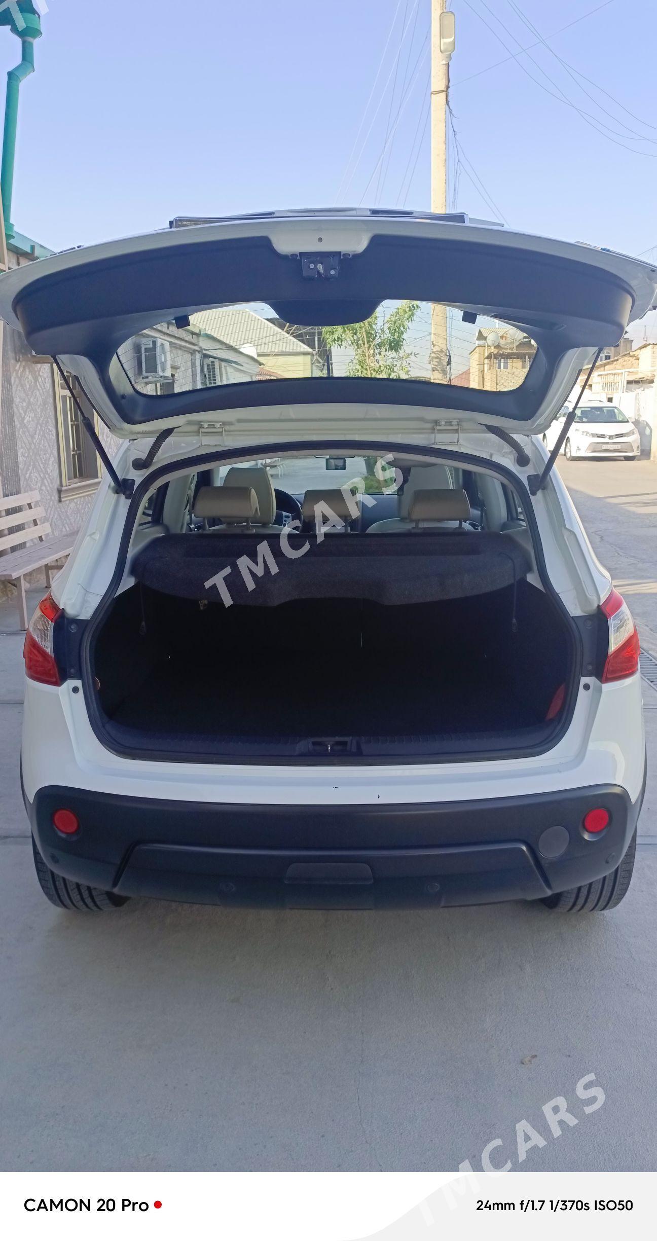 Nissan Qashqai 2011 - 190 000 TMT - Хитровка - img 3