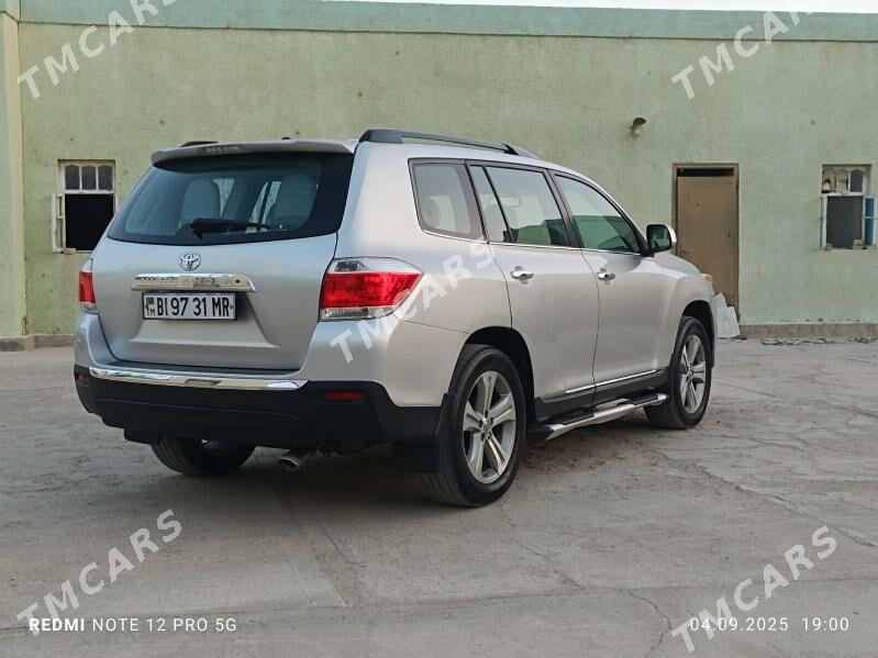 Toyota Highlander 2012 - 330 000 TMT - Мары - img 6