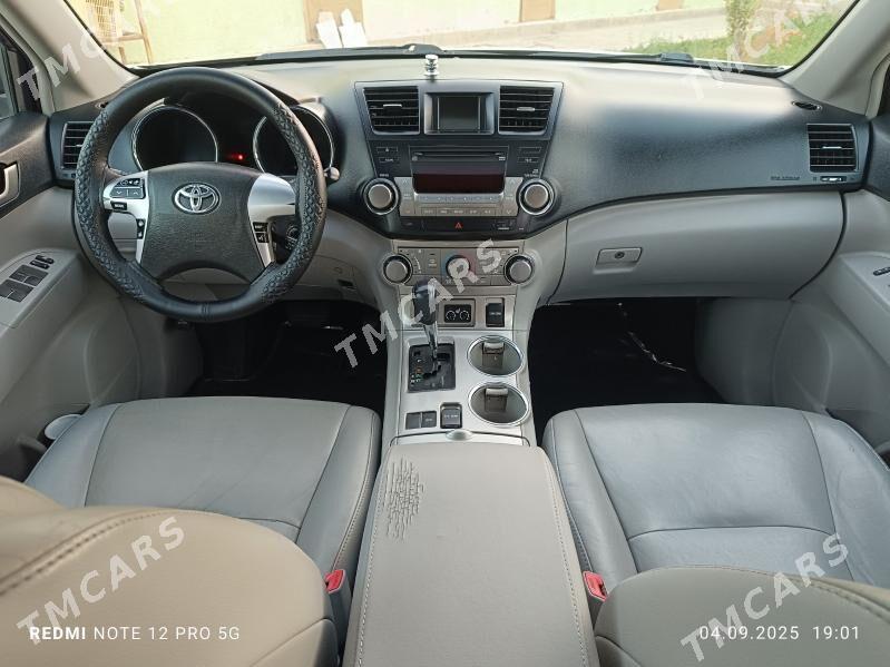 Toyota Highlander 2012 - 330 000 TMT - Мары - img 7