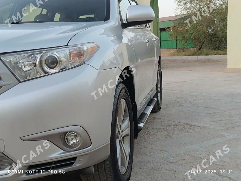 Toyota Highlander 2012 - 330 000 TMT - Мары - img 4