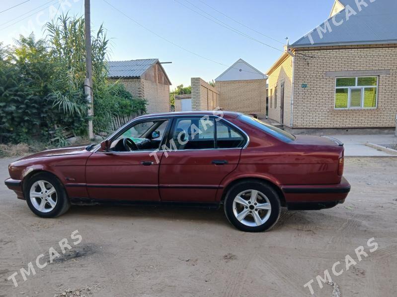 BMW 520 1990 - 30 000 TMT - Baýramaly - img 3