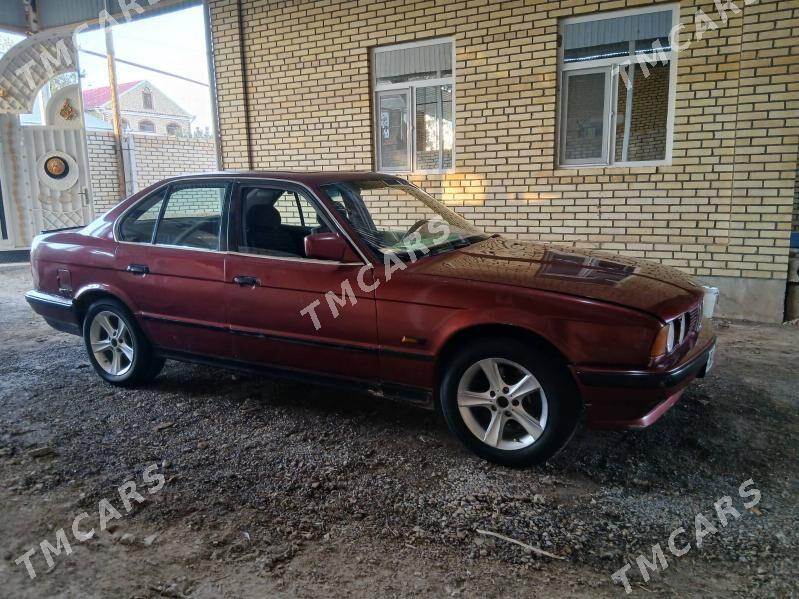 BMW 520 1990 - 30 000 TMT - Baýramaly - img 9