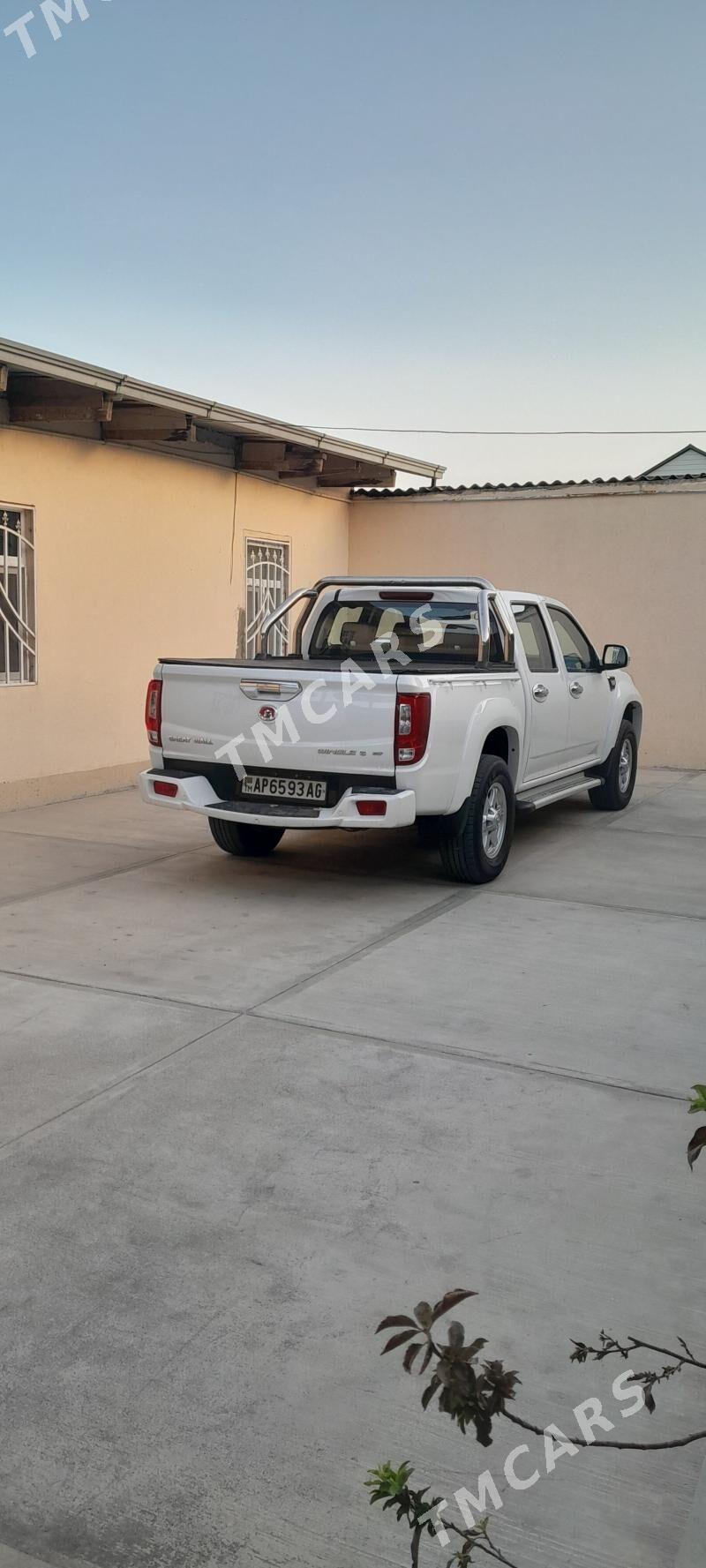 Toyota Hilux 2018 - 220 000 TMT - Чоганлы - img 7