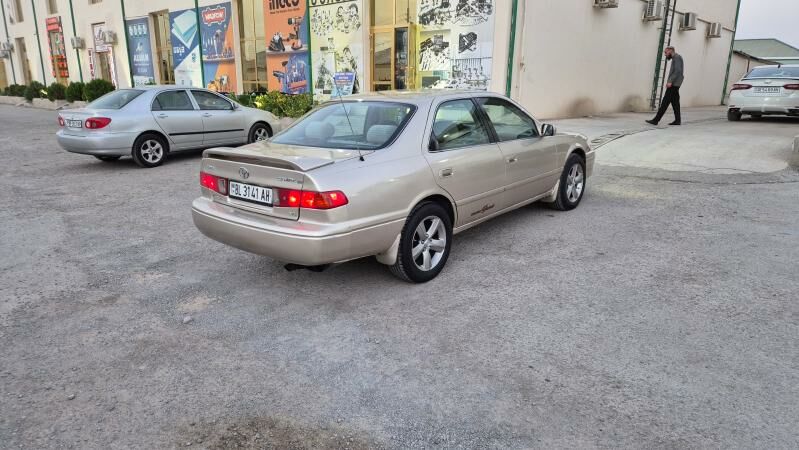 Toyota Camry 2001 - 123 000 TMT - Гёкдепе - img 9