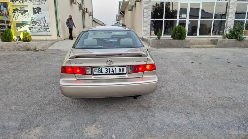 Toyota Camry 2001 - 123 000 TMT - Гёкдепе - img 7