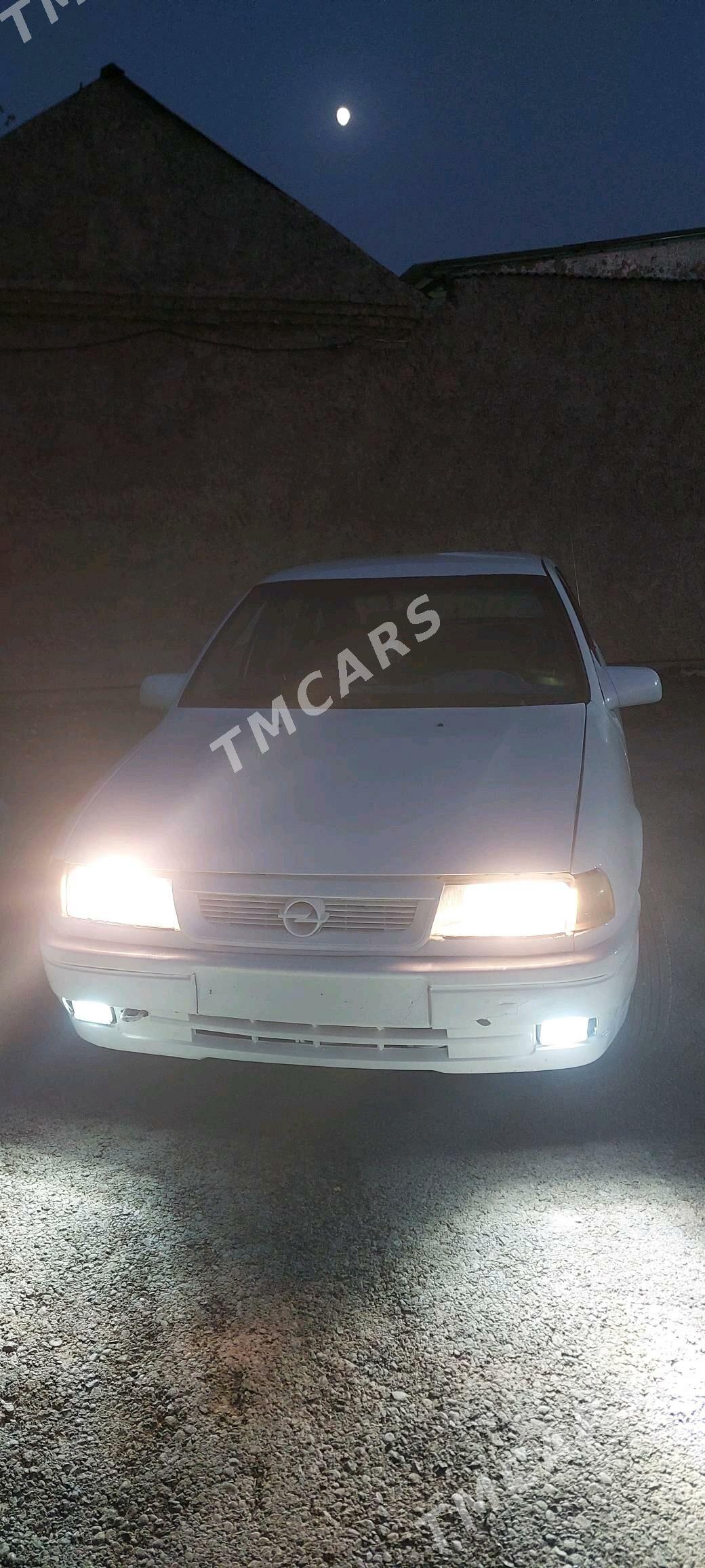 Opel Vectra 1992 - 34 000 TMT - Kaka - img 4