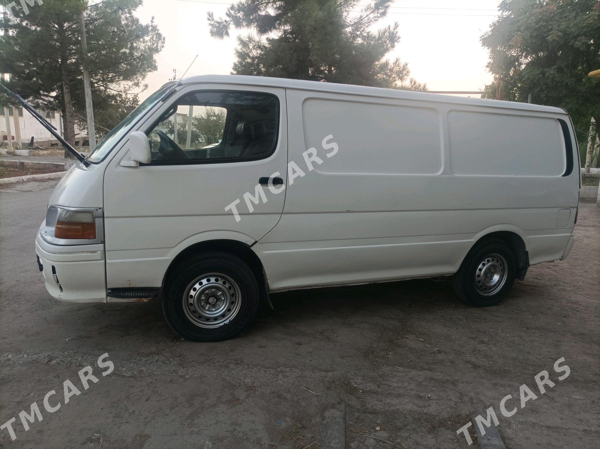 Toyota Hiace 2002 - 120 000 TMT - Türkmenabat - img 4