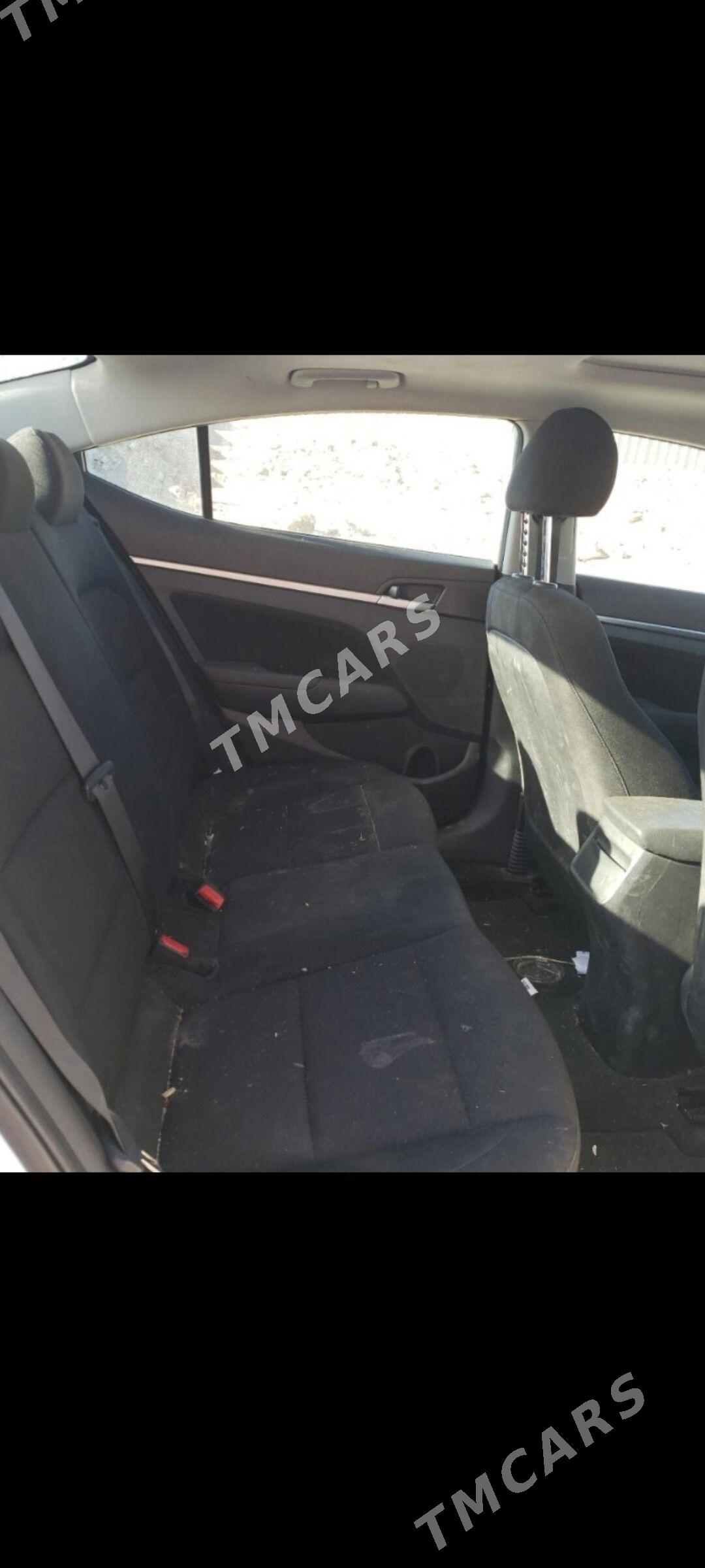 Hyundai Elantra 2020 - 231 000 TMT - Мары - img 9