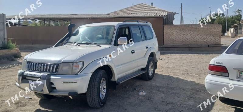Toyota Land Cruiser Prado 1997 - 175 000 TMT - Мары - img 2