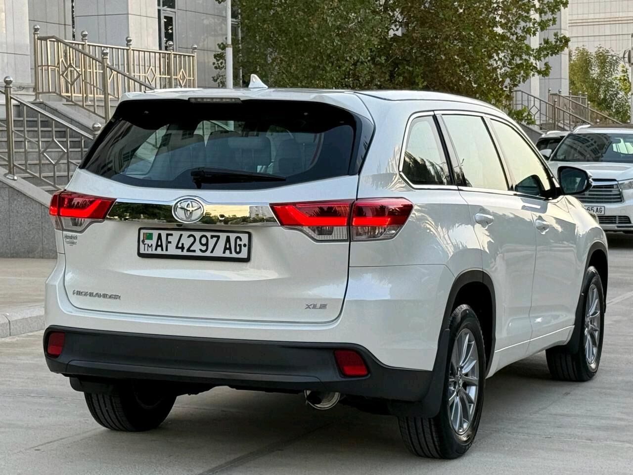 Toyota Highlander 2019 - 508 000 TMT - Ашхабад - img 4