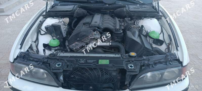 BMW E39 1998 - 90 000 TMT - Mary - img 2