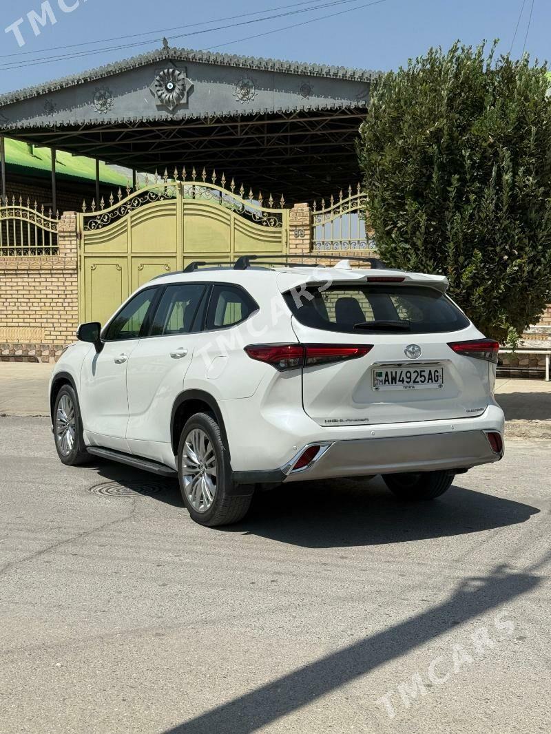 Toyota Highlander 2021 - 480 000 TMT - Бузмеин - img 3