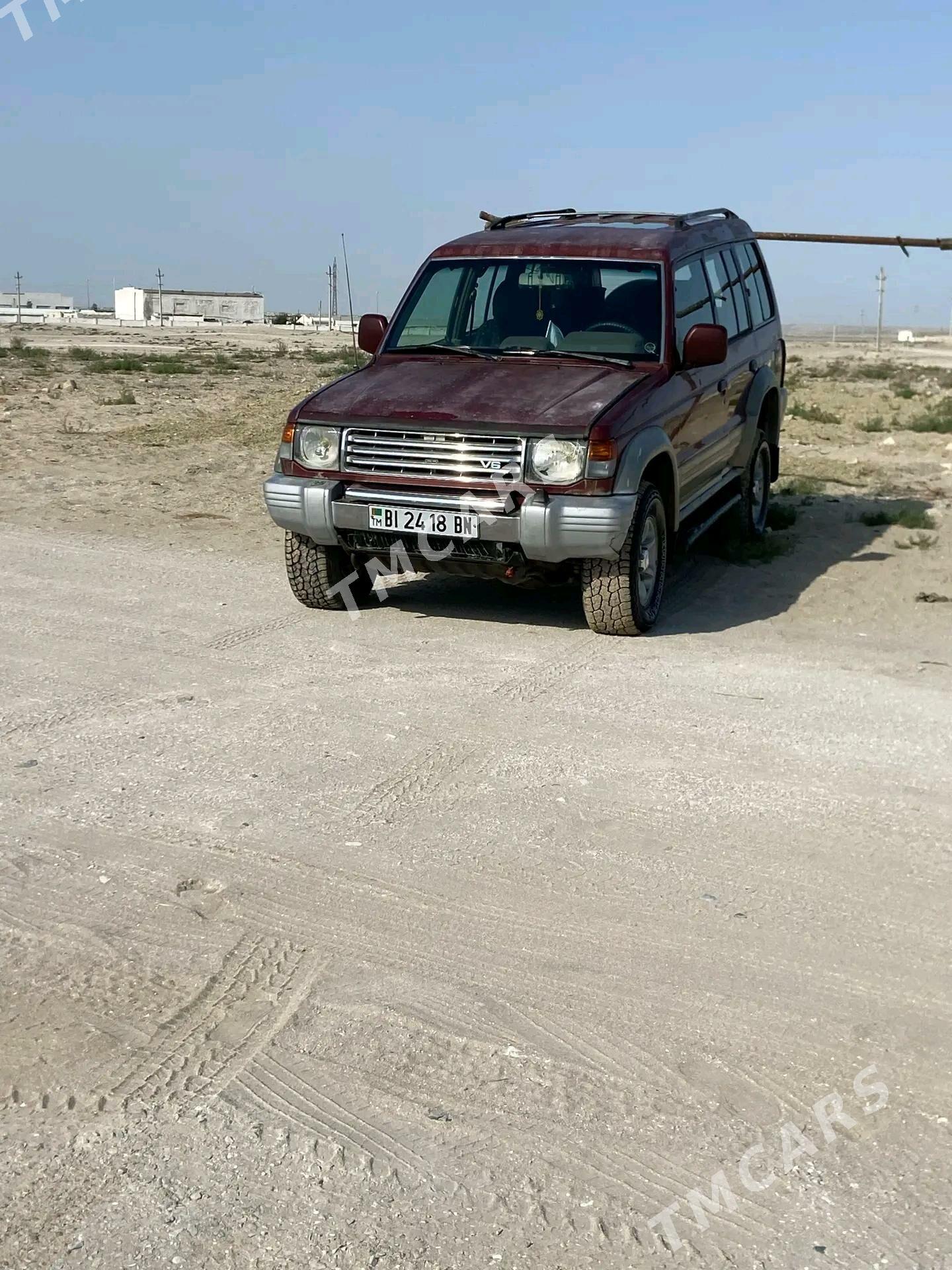 Mitsubishi Montero 1996 - 75 000 TMT - Карабогаз - img 3