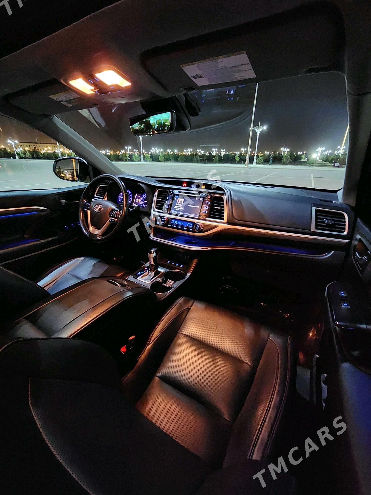 Toyota Highlander 2018 - 520 000 TMT - Ашхабад - img 9