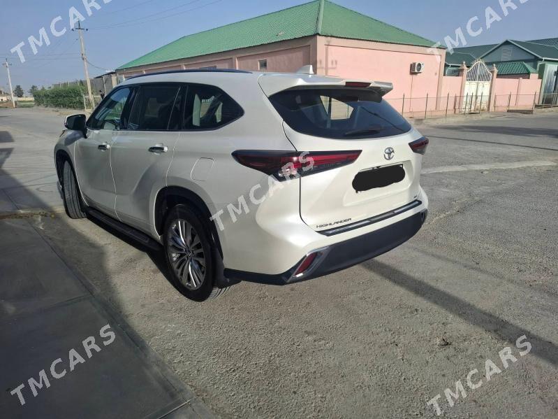 Toyota Highlander 2020 - 660 000 TMT - Гёкдепе - img 4