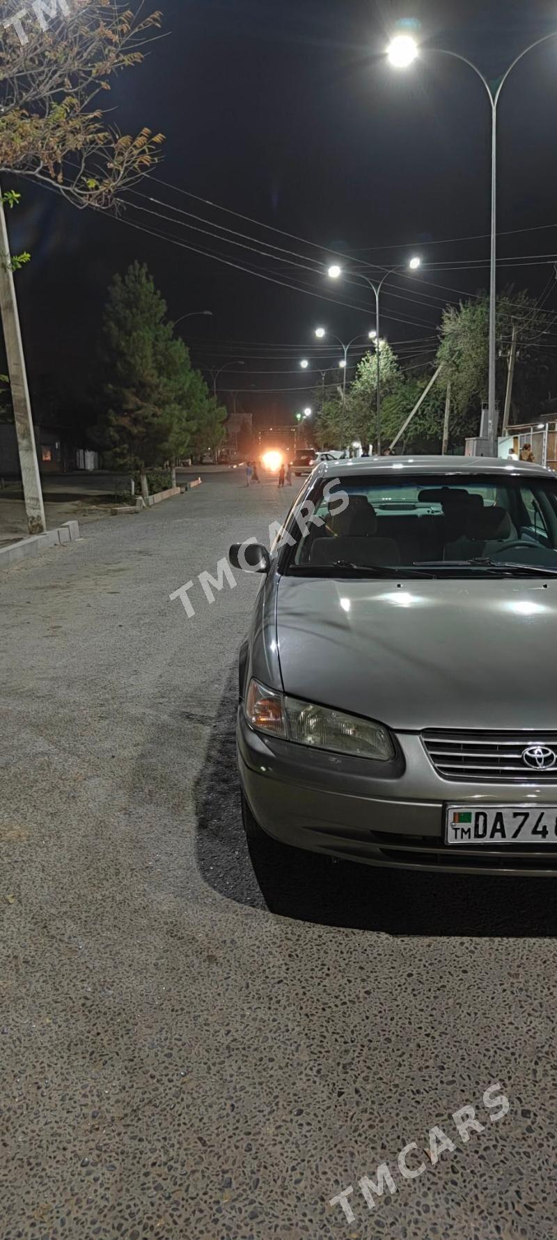 Toyota Camry 1999 - 136 000 TMT - Мары - img 2