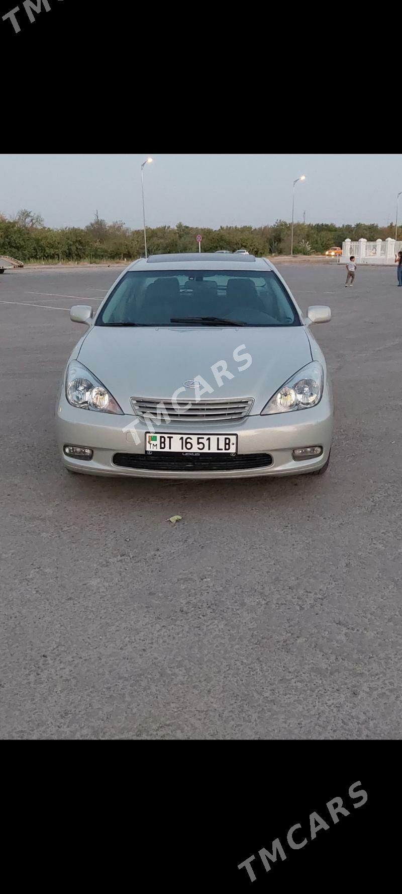 Lexus ES 300 2003 - 200 000 TMT - Фарап - img 2