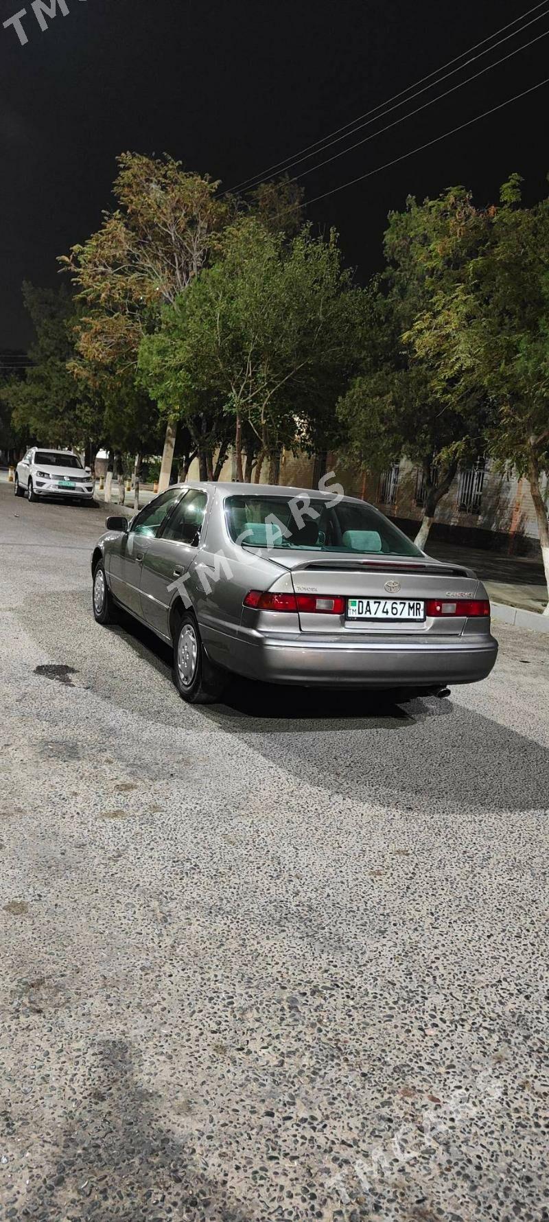 Toyota Camry 1999 - 136 000 TMT - Мары - img 5