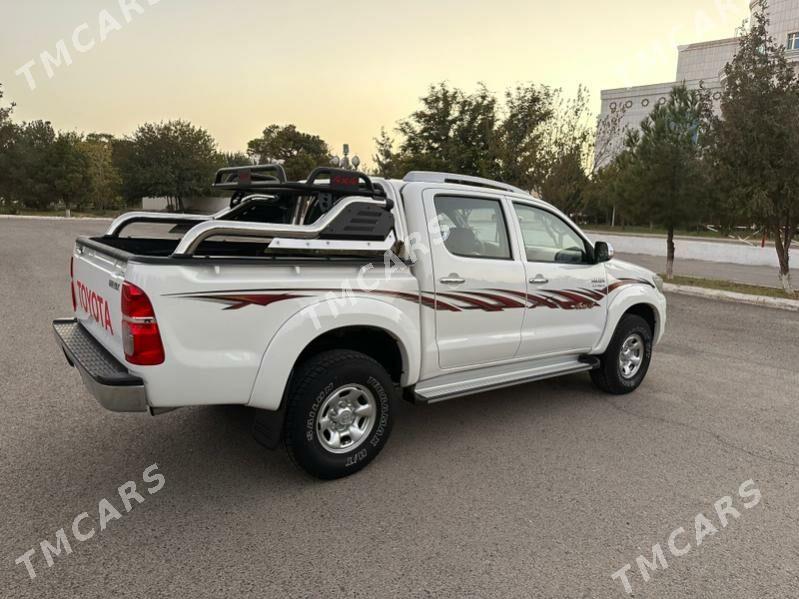 Toyota Hilux 2013 - 410 000 TMT - Mary - img 9