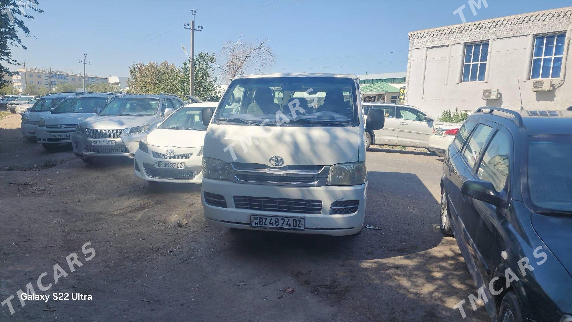 Toyota Hiace 2009 - 270 000 TMT - Daşoguz - img 6