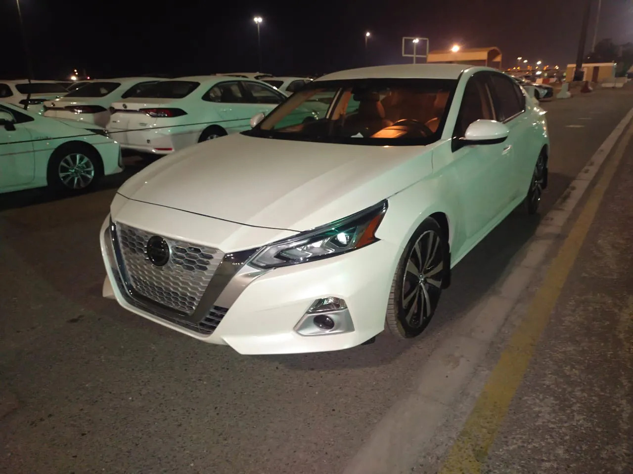 Nissan Altima 2019 - 190 000 TMT - Керки - img 8