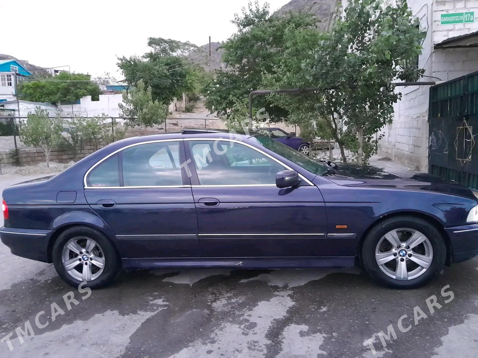 BMW E39 1999 - 100 000 TMT - Гызыларбат - img 4