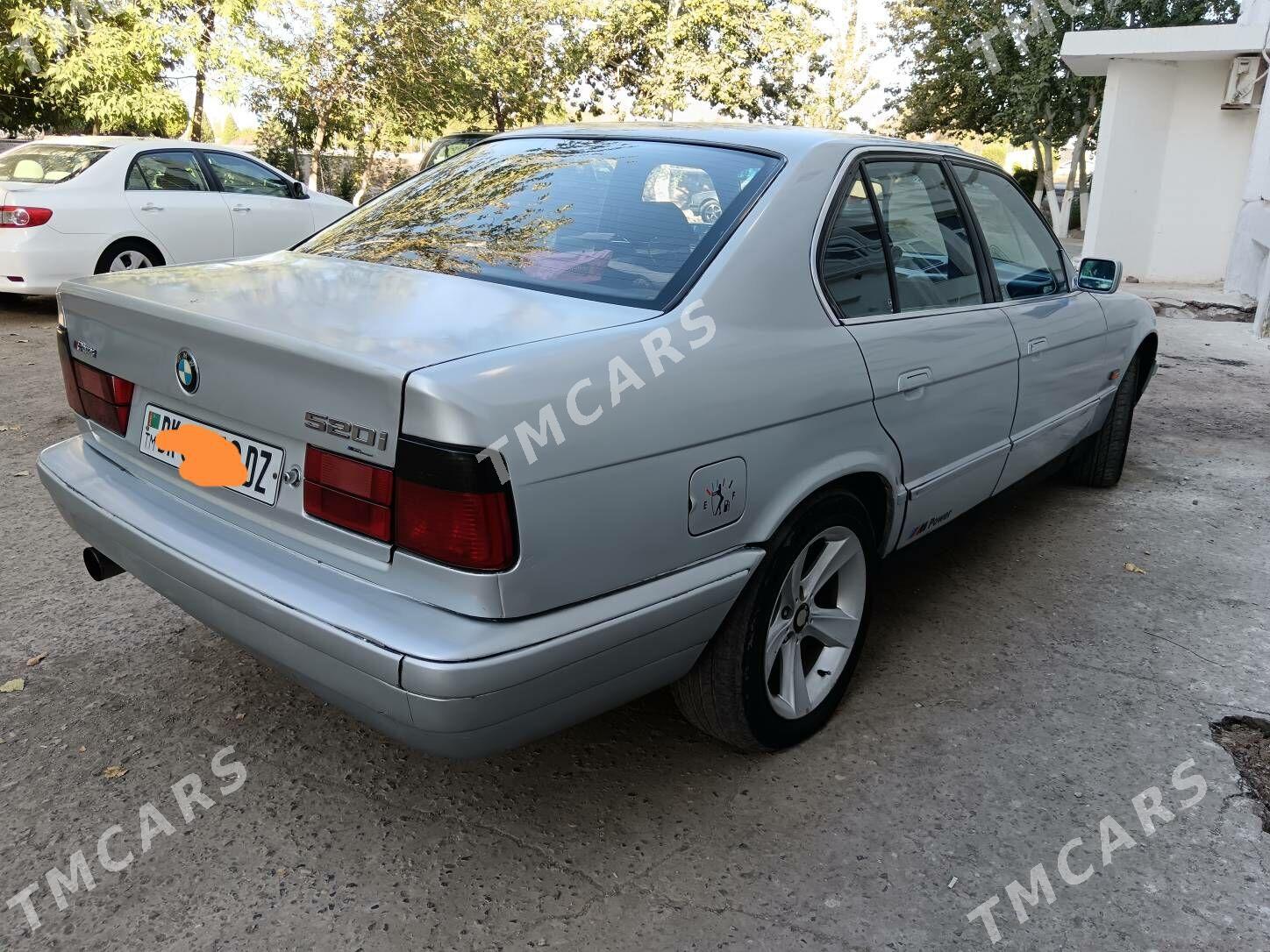 BMW 520 1990 - 52 000 TMT - Дашогуз - img 4
