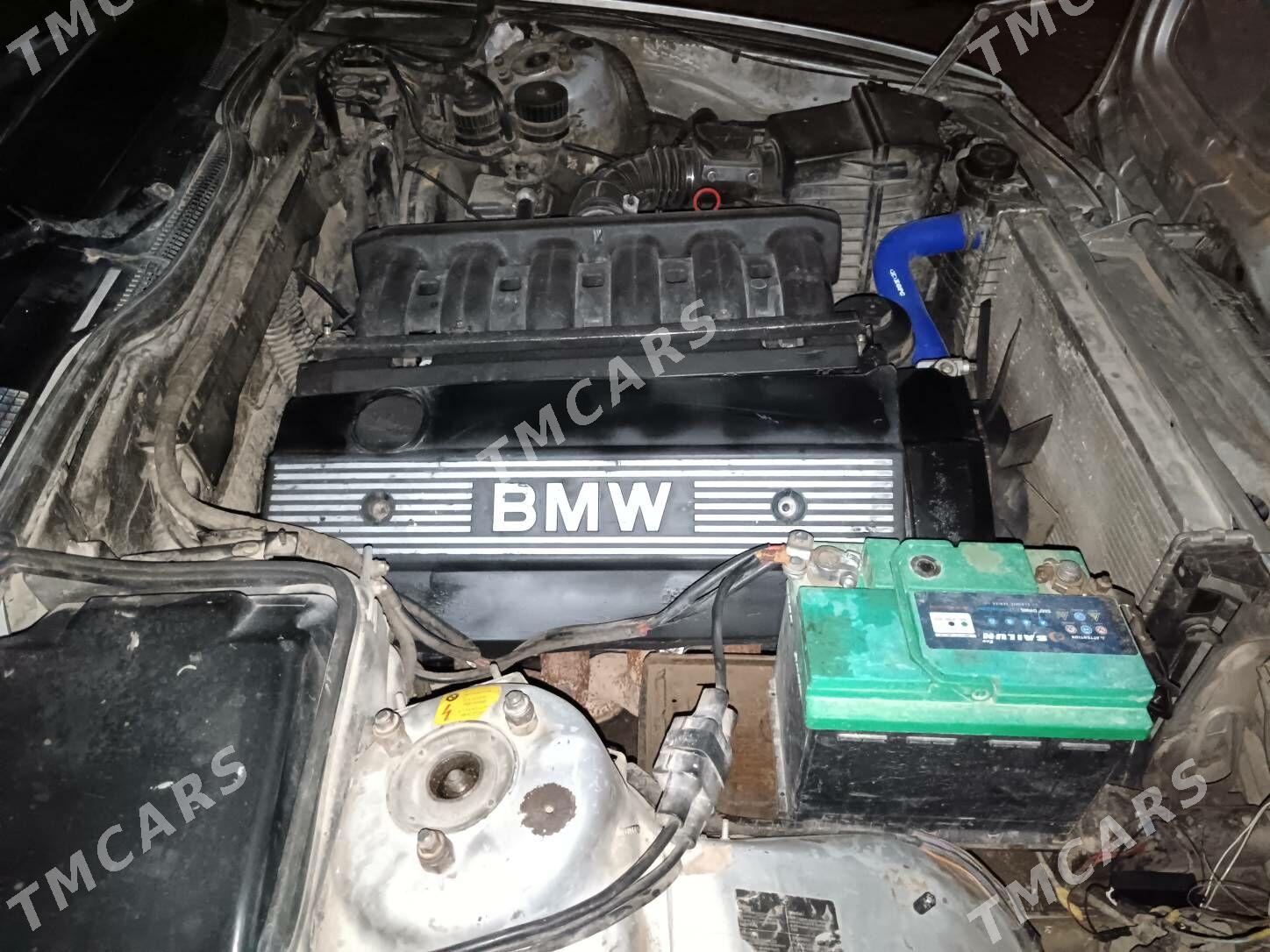 BMW 520 1990 - 52 000 TMT - Дашогуз - img 7