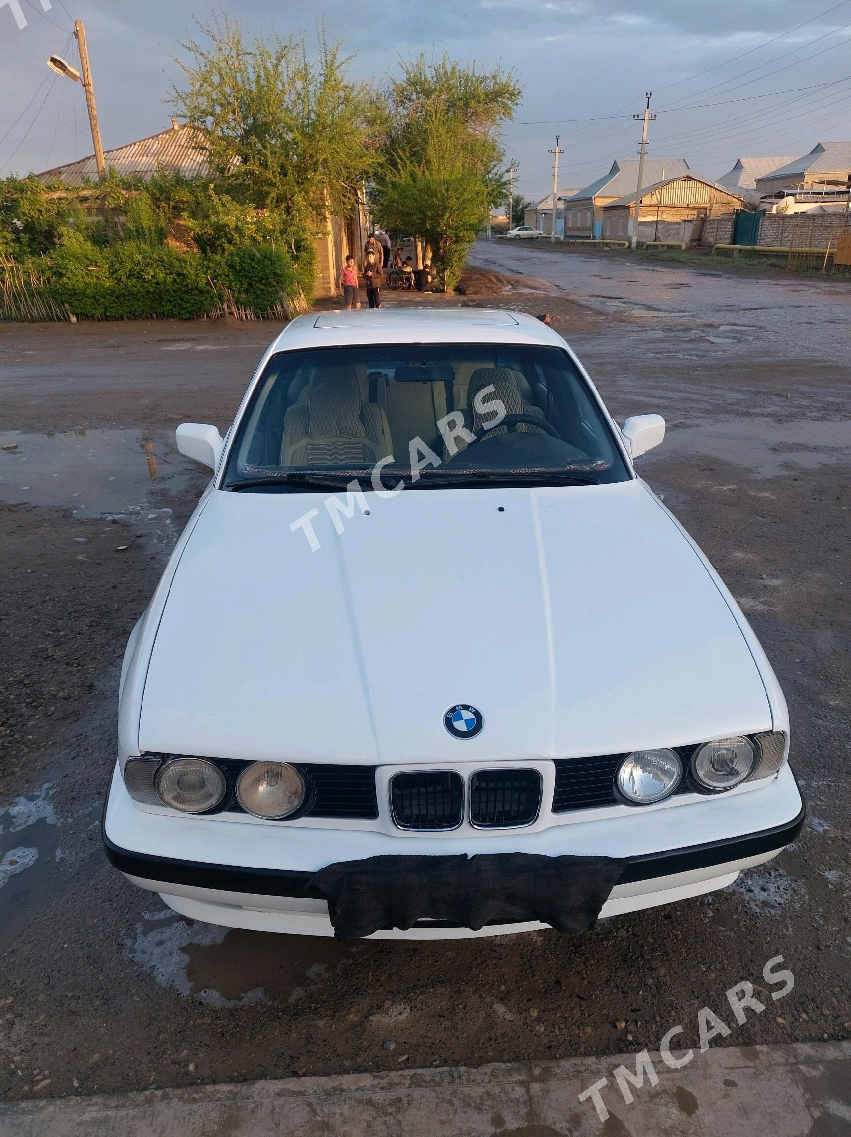 BMW 525 1989 - 50 000 TMT - Теджен - img 3
