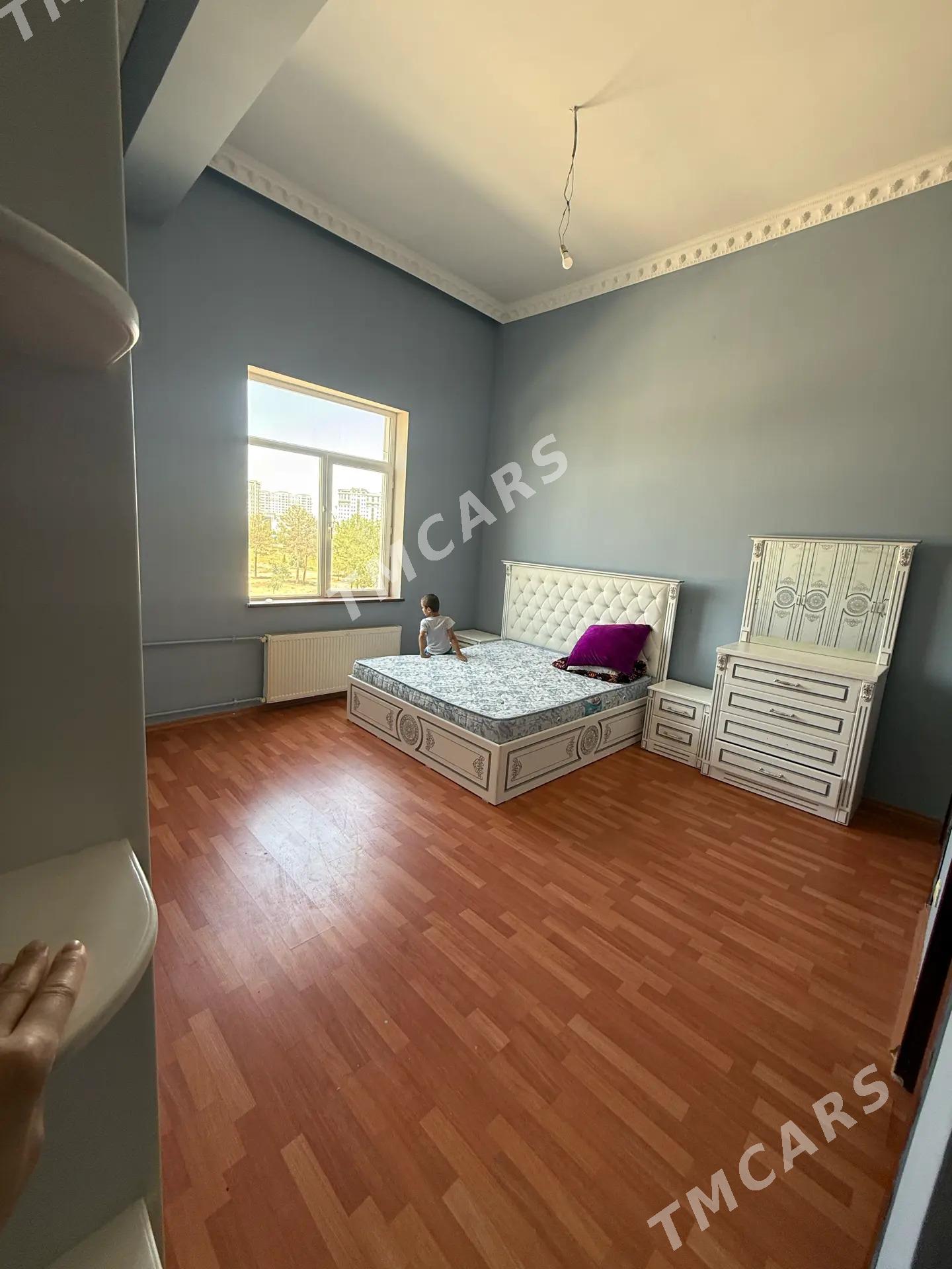 Sowetski 4komnat arende jaý - Sowetskiý köç. (Garaşsyzlyk şaýoly) - img 4